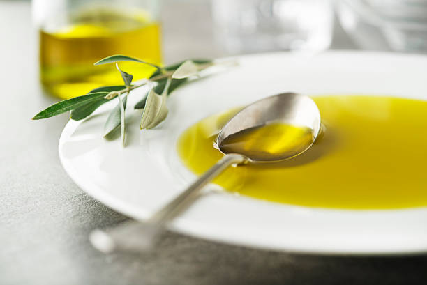 تصویر 1 از قیمت خرید روغن زیتون یک لیتری + فروش ویژه
